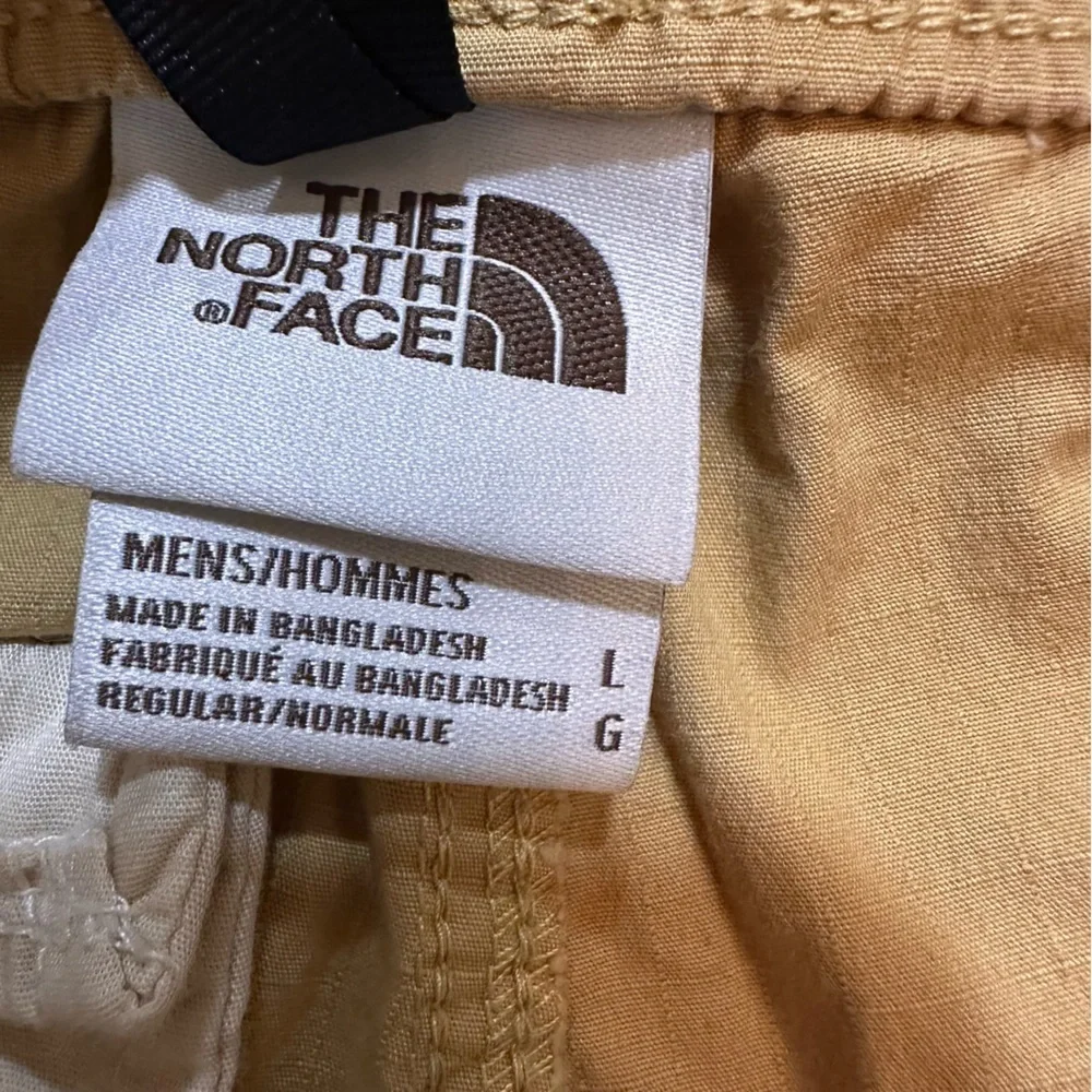 North Face Men’s Cargo Shorts Ripstop Tan Khaki Belted Size Large (z)